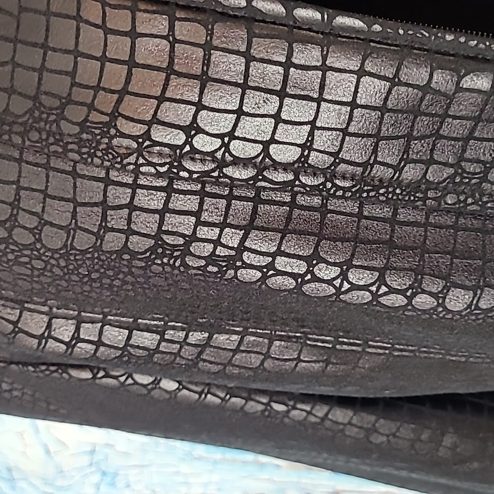 Susan Graver faux Python jacket - Picture 5 of 9